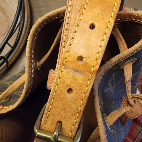 Louis Vuitton Monogram Petit Noe - Picture 6 of 16